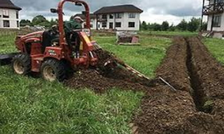 Копка траншей для водопровода в Волхове: цена за метр от 950 руб.